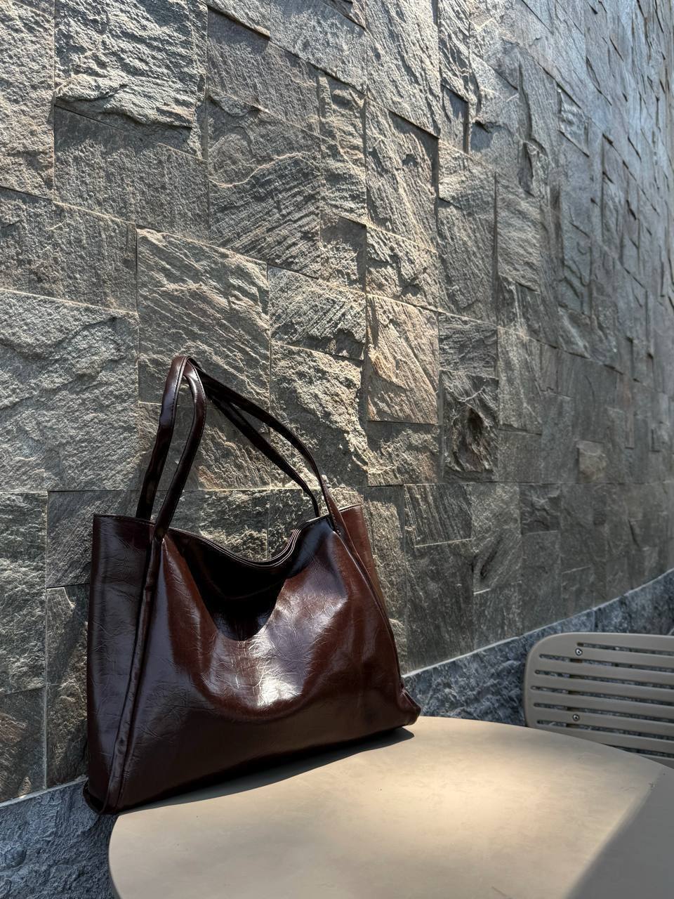 Large Capacity Leather Tote Bag - Brown